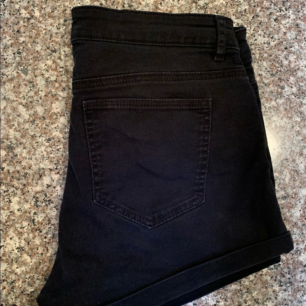 Shortie Shorts